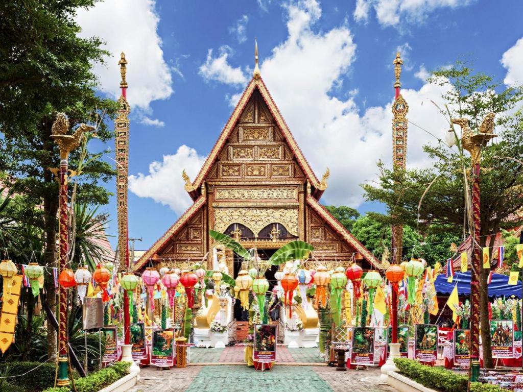 Croissant Hotel And Cafe Chiang Rai Exterior photo